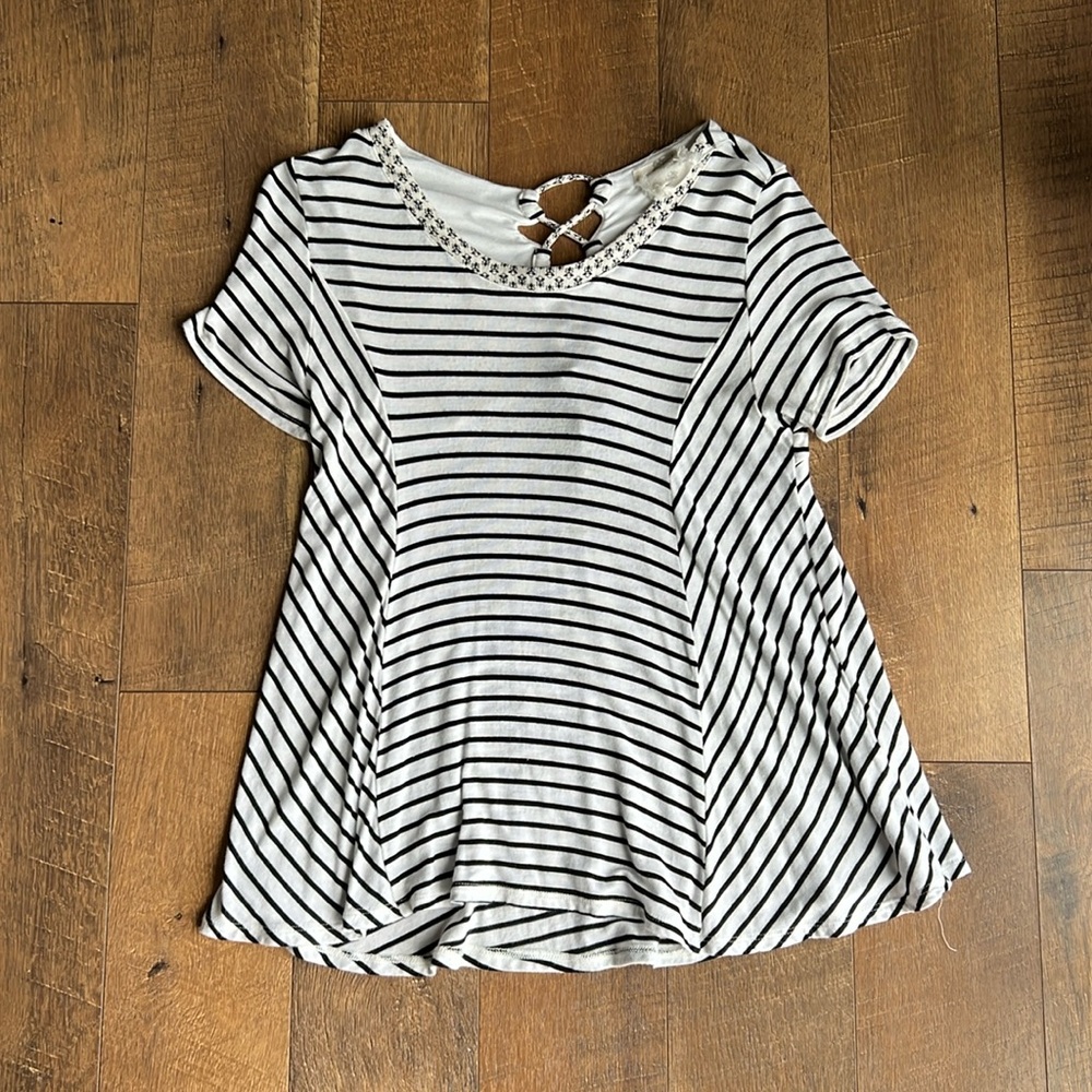 Everleigh Women’s Striped Blouse